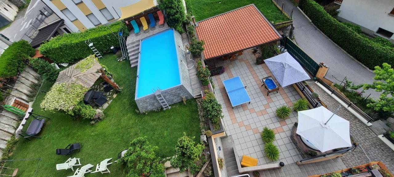 La Terrazza Casa Vacanza Carenno Esterno foto