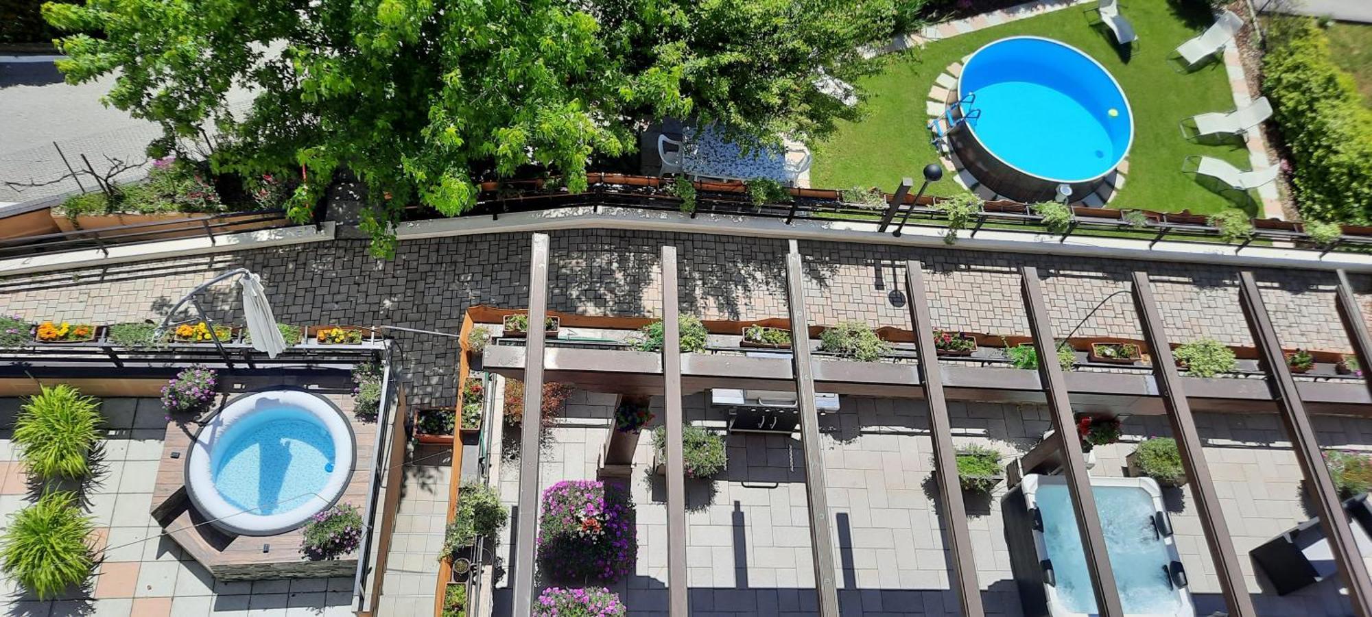 La Terrazza Casa Vacanza Carenno Esterno foto