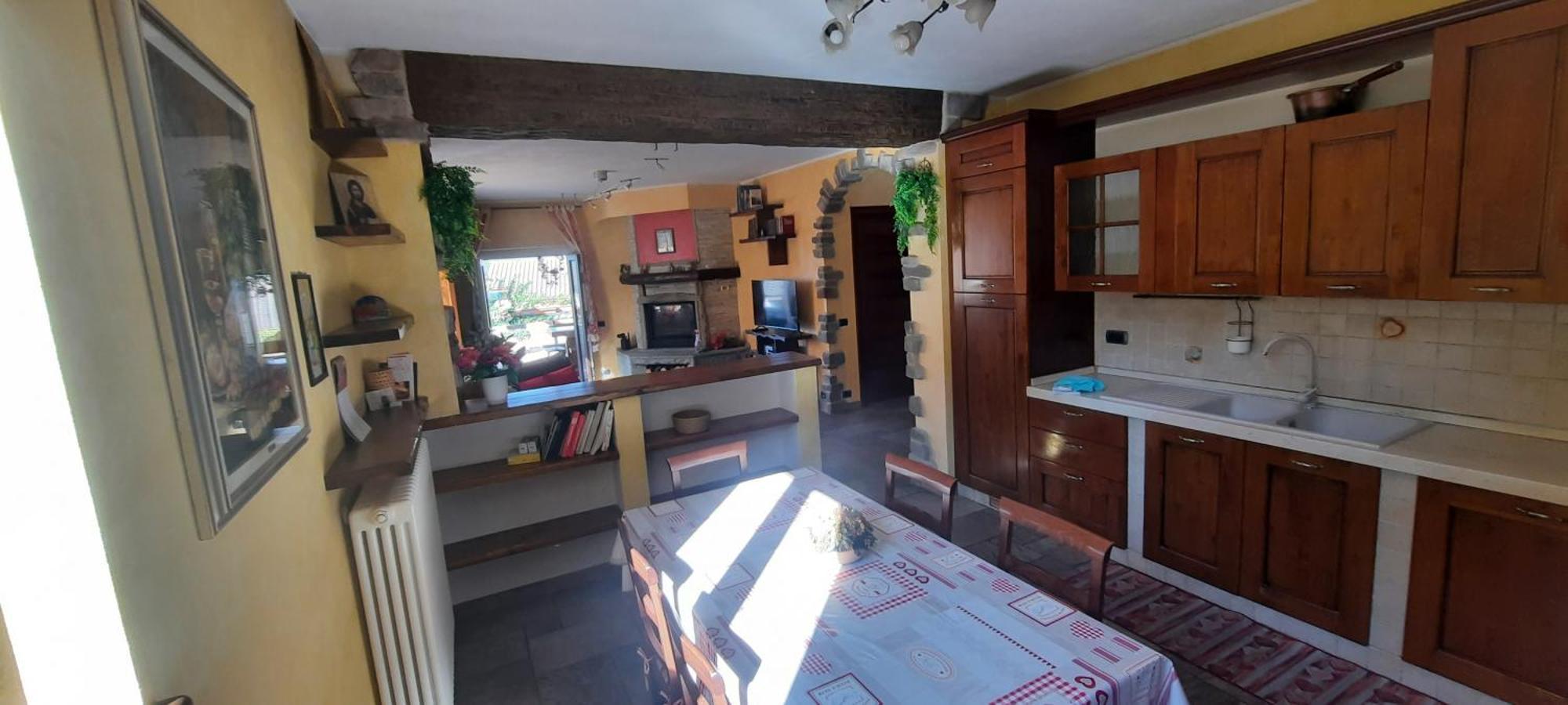 La Terrazza Casa Vacanza Carenno Esterno foto