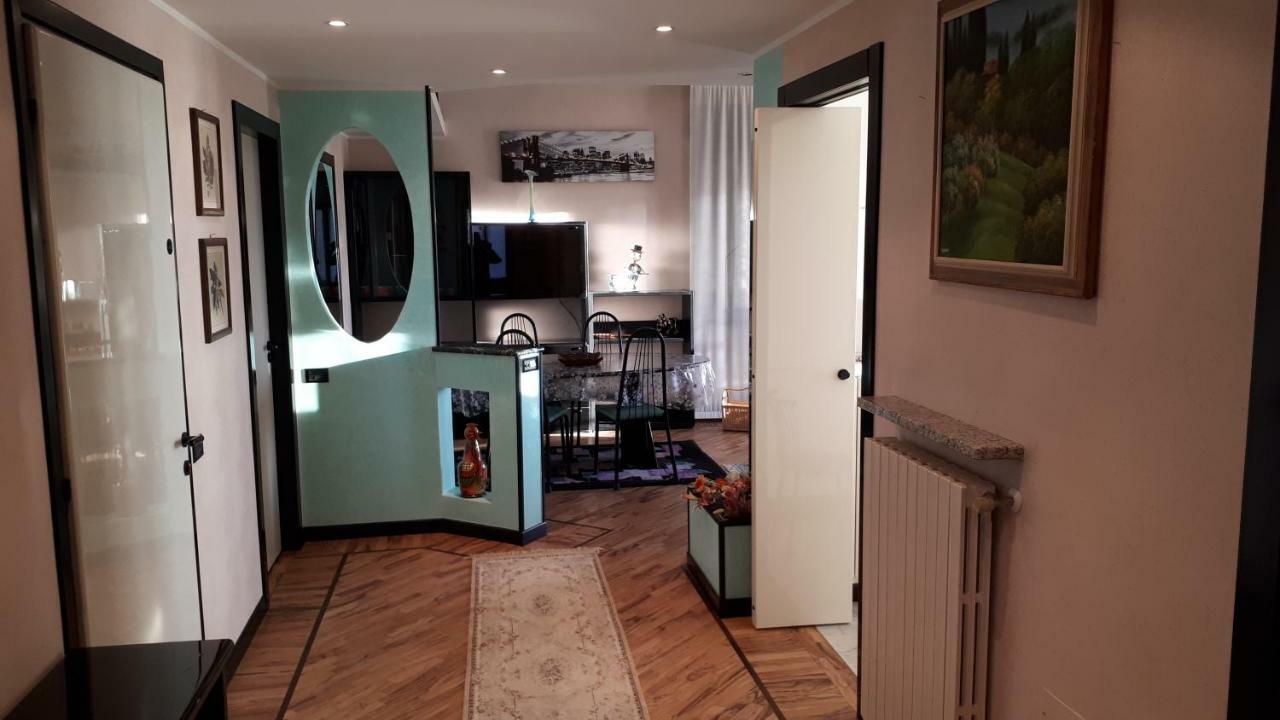 La Terrazza Casa Vacanza Carenno Esterno foto